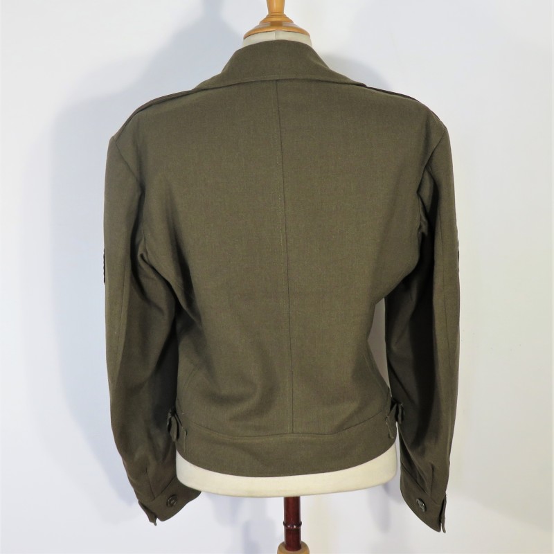 BLOUSON VESTE US MODELE 1944 MONTE AVEC PATCH AVIATION STAFF SERGENT TAILLE 36 R ET MATRICULE