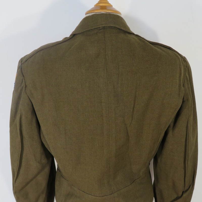 BLOUSON VESTE US " IKE " MODELE 1944 MONTE AVEC PATCH AVIATION STAFF SERGENT TAILLE 38 R ET NOMBREUX MATRICULES