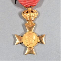 BELGIQUE MEDAILLE OU CROIX DES VETERANTS DU ROI ALBERT Ier 1909-1934 GUERRE 1914-1918