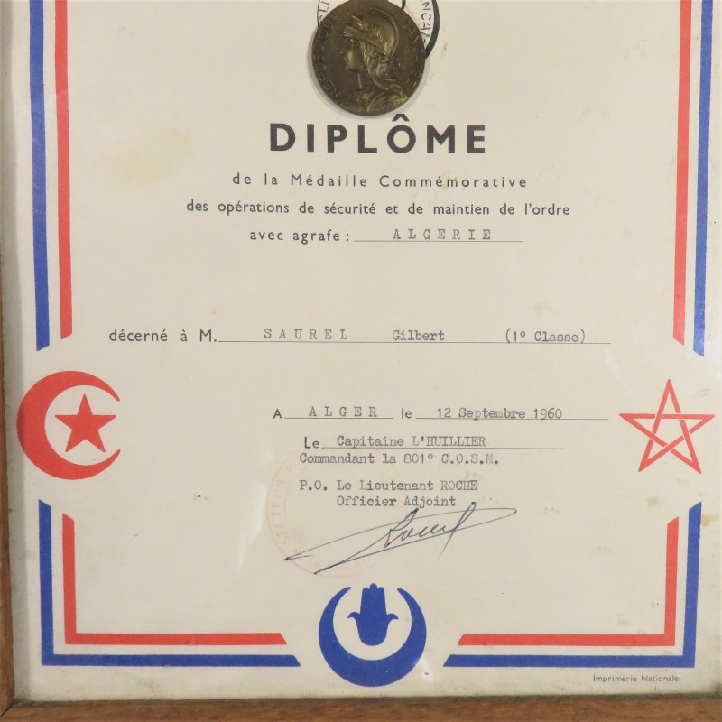 CADRE DIPLOME ET MEDAILLE COMMEMORATIVE DES OPERATIONS DE SECURITE ET DE MAINTIENT DE L'ORDRE EN AFN AVEC BARRETTE ALGERIE