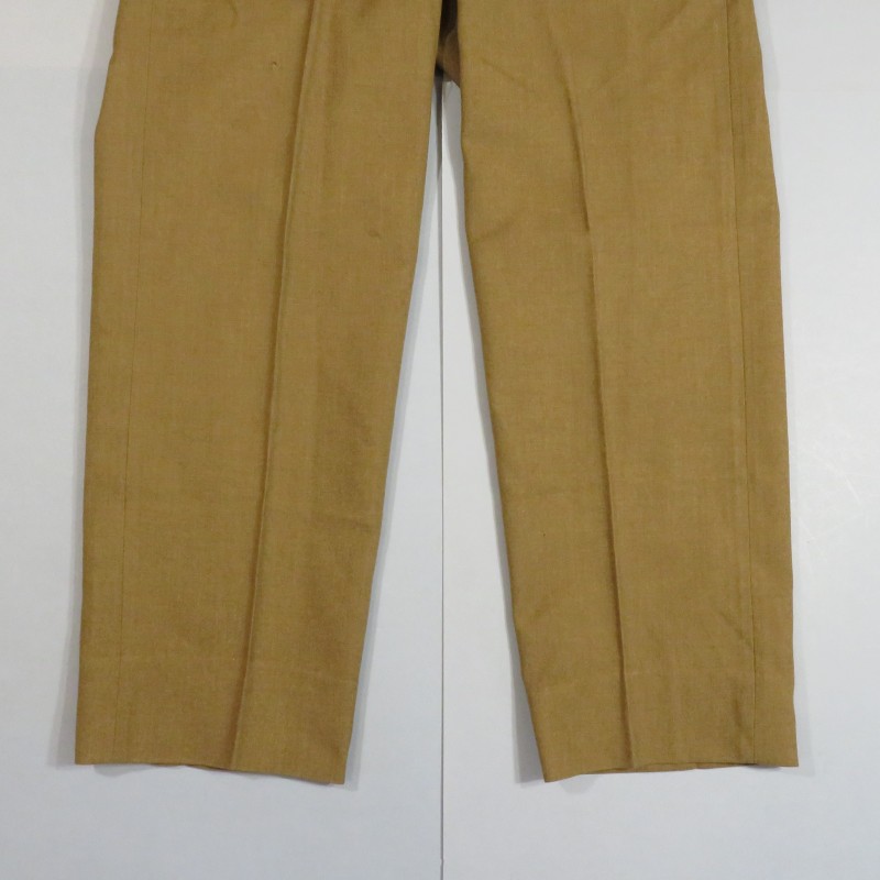 PANTALON US TROUPE MOUTARDE MODELE 1937 ETIQUETTE DATEE 1940 TOUR DE TAILLE 80 cm UNIFORME GI DATE 1945