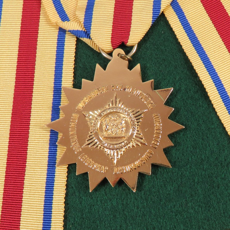 AFRIQUE DU SUD GAZANKULU MEDAILLE DE COMMANDEUR DE LA POLICE SOUTH AFRICA POLICE STAR FOR DISTINGUISED LEADERSHIP MEDAL °