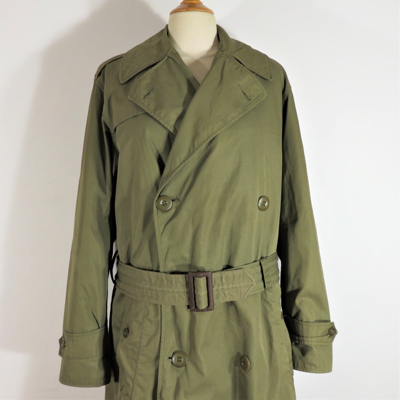 MANTEAU OU OVERCOAT FIELD OFFICIERS US MODELE 1942 AVEC SA DOUBLURE ETIQUETTE DATEE 1944 TAILLE US 34L