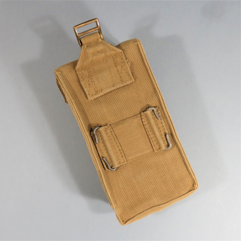 POUCH PORTE CHARGEURS CARTOUCHIERE ANGLAIS MODELE 1937 1944 POUR TRANSPORT DE MUNITIONS STEN FM BREN GRENADES MILLS