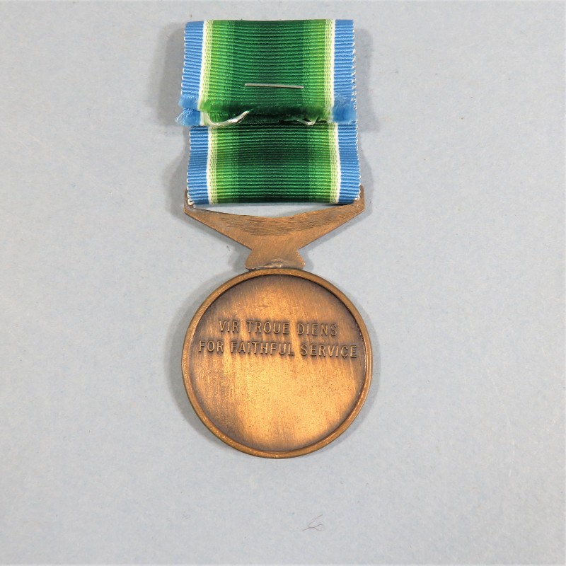 AFRIQUE DU SUD QWAQWA MEDAILLE DE LA POLICE POUR 10 ANS DE SERVICE EXEMPLAIRE FAITHFUL SERVICE 10 YEARS MEDAL SOUTH AFRICA °