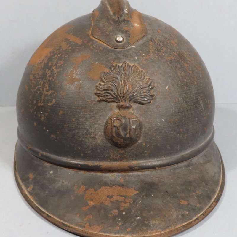 CASQUE ADRIAN MODELE 1915 INFANTERIE CAVALERIE LEGION POILUS DE LA GUERRE 1914 1918 FABRICANT LE JOUET PARIS