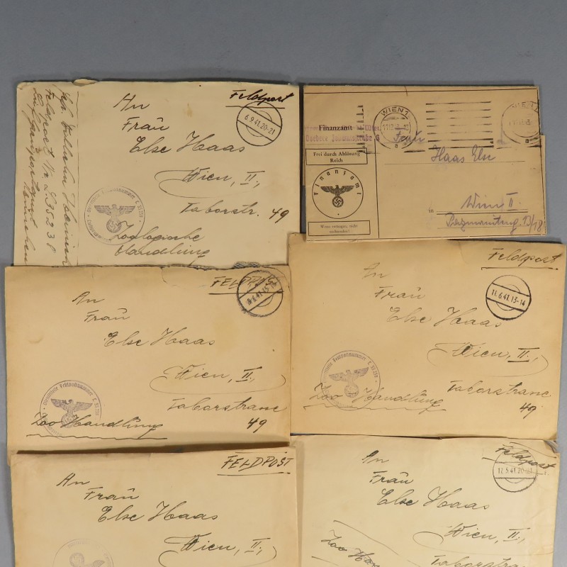 ENSEMBLE DE  LETTRES COURRIERS ET DOCUMENTS IIIème REICH FELDPOST CORRESPONDANCE ET REPONCES D'UN CAPORAL CHEF ET SA FAMILLE