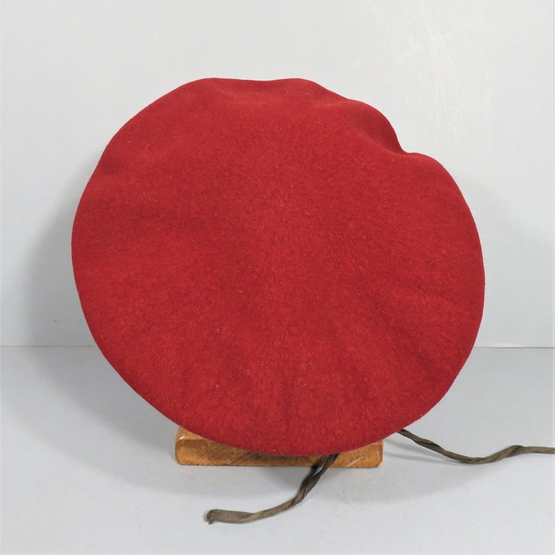 BERET ROUGE AMARANTE PARACHUTISTES COLONIAUX TAP INSIGNE DRAGO PARIS MODELE 1953 ALGERIE TAILLE 55