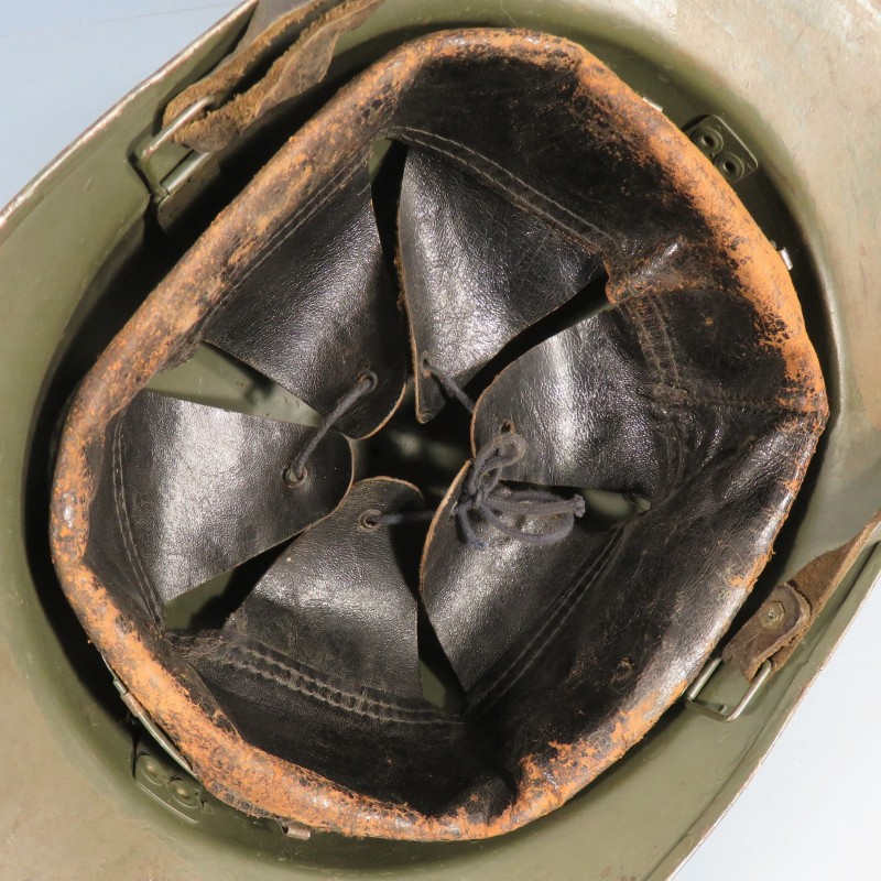 CASQUE TROUPE MODELE 1926 AVEC INSIGNE MODELE 1915 INFANTERIE CAVALERIE ET LEGION ETRANGERE CAMPAGNE 1939 1940