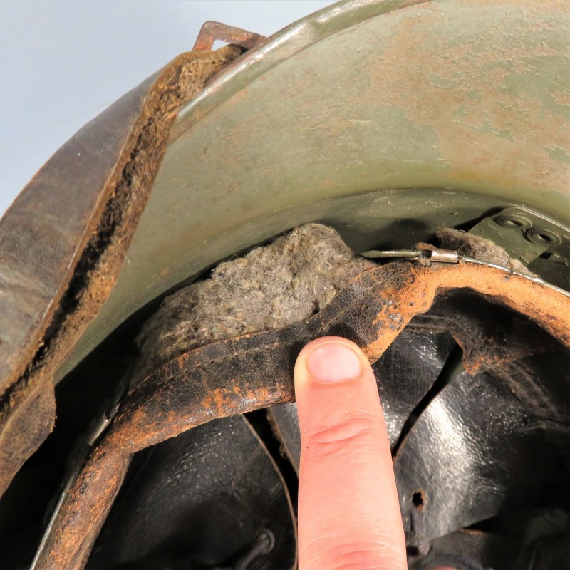 CASQUE TROUPE MODELE 1926 AVEC INSIGNE MODELE 1915 INFANTERIE CAVALERIE ET LEGION ETRANGERE CAMPAGNE 1939 1940