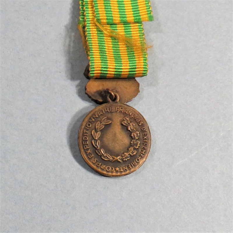 REDUCTION DE LA MEDAILLE COMMEMORATIVE DE LA GUERRE D'INDOCHINE CORPS EXPEDITIONNAIRE EN EXTREME ORIENT °