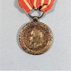 MEDAILLE DE LA CAMPAGNE D'ITALIE NAPOLEON III 1859 SECOND EMPIRE SIGNEE BARRE