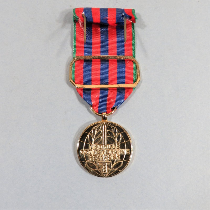 FRANCE MEDAILLE COMMEMORATIVE FRANCAISE AVEC EX-YOUGOSLAVIE