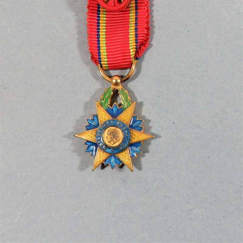 GABON REDUCTION DE LA MEDAILLE D'OFFICIER DE L'ORDRE DE L'ETOILE EQUATORIALE °