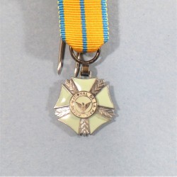 RWANDA REDUCTION DE LA MEDAILLE DE CHEVALIER DE L'ORDRE NATIONAL DE LA PAIX °