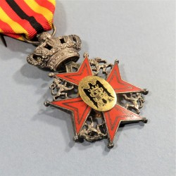 BELGIQUE ESPAGNE MEDAILLE DE L'ASSOCIATION HISPANO BELGE OU BELGIO HISPANIC 1965 EN BOITE