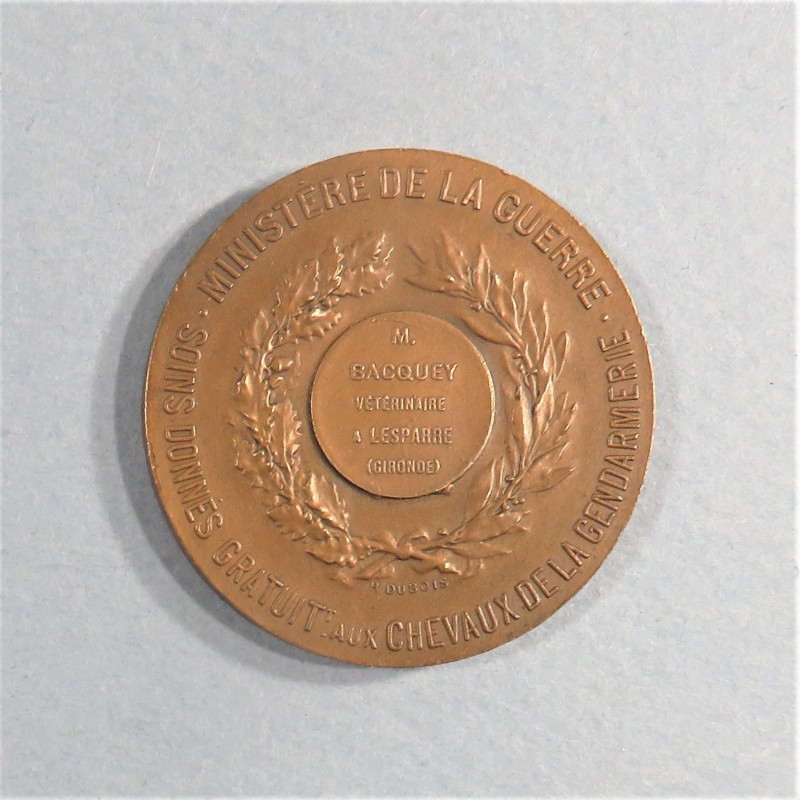 MEDAILLE DU MINISTERE DE LA GUERRE SOINS DONNES GRATUITEMENT AUX CHEVAUX DE LA GENDARMERIE ATTRIBUEE VETERINAIRE GIRONDE