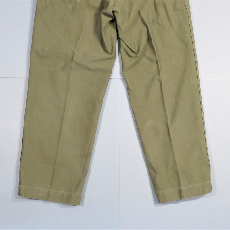 PANTALON US MODELE 1943 BOUTONS FER POUR THEATRE DES OPERATIONS EUROPEEN SECOND TYPE AVANT 1945