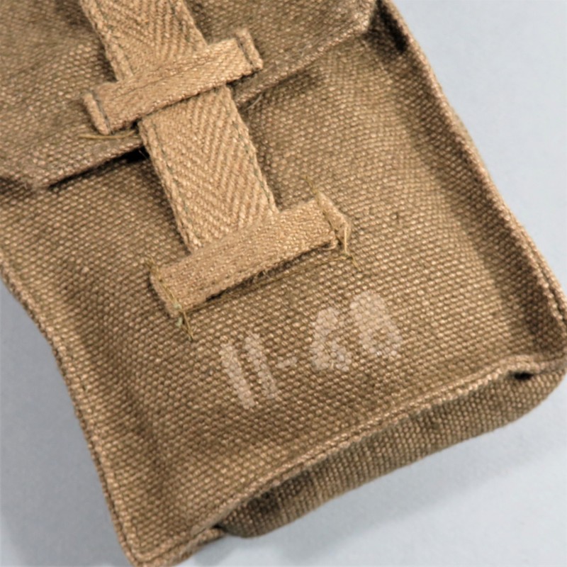 POCHETTE A PANSEMENT MODELE II-48 PARACHUTISTE LEGION INDOCHINE ALGERIE TAP DATEES ANNEES 1950