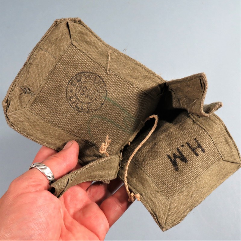 POCHETTE A PANSEMENT MODELE II-48 PARACHUTISTE LEGION INDOCHINE ALGERIE TAP DATEES ANNEES 1950