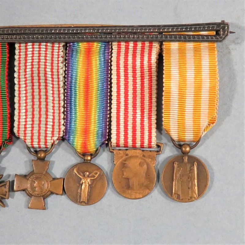 BARRETTE DE 7 REDUCTIONS MEDAILLES MILITAIRES D'UN ANCIEN DE LA PREMIERE GUERRE LEGION D'HONNEUR NICHAN IFTIKHAR