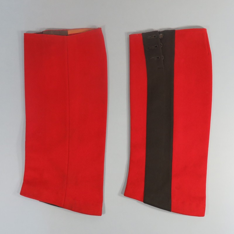 BAS DE PANTALON CULOTTE AMOVIBLES D'OFFICIER REGIMENT D'INFANTERIE TROISIEME REPUBLIQUE DRAP ROUGE BANDES NOIR