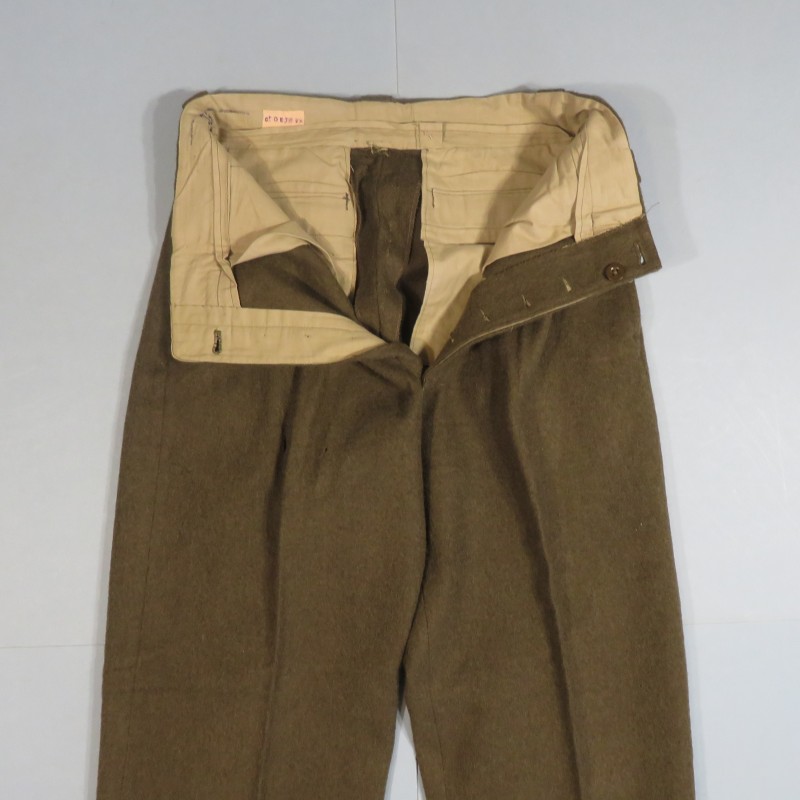 UNIFORME MODELE 1946 TOUTES ARMES BOUTONS LISSES TIRAILLEURS VESTE BLOUSON ET PANTALON 1947 - 1950 EFFETS DEJEUX