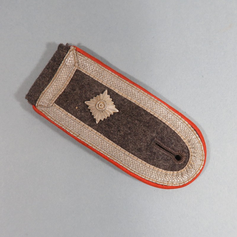 SOUVENIRS ALLEMANDS DE LA LUFTWAFFE DE PRISE RAMENES PAR UN SOLDAT DE L'ARMEE DE LIBERATION