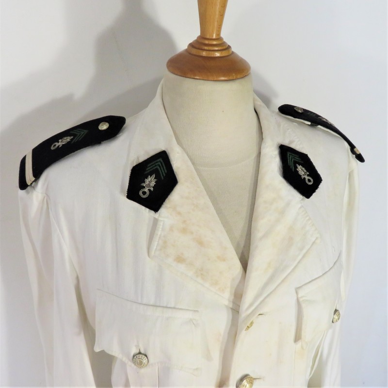 VESTE BLANCHE D'UNIFORME D'UN ADJUDANT DU REC CAVALERIE LEGION ETRANGERE ESPL ANNEES 1950 - 1970