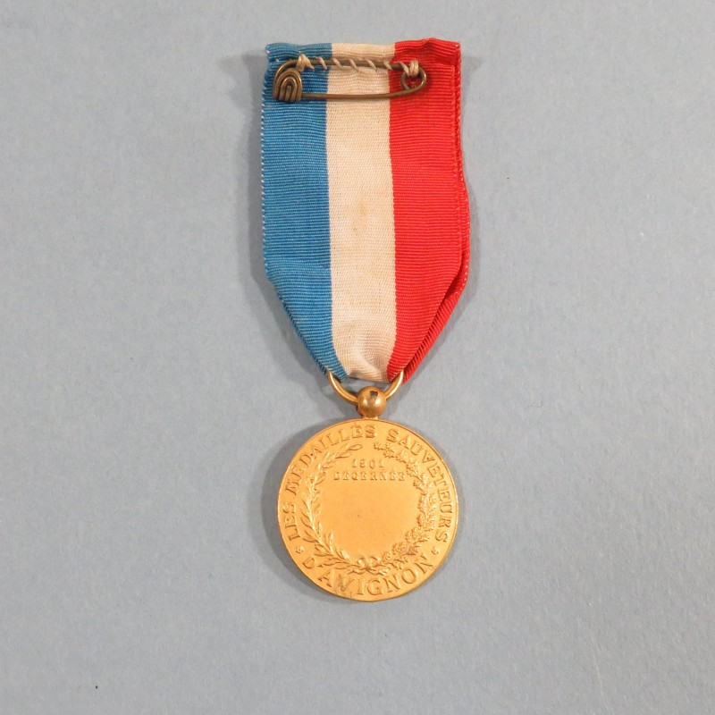 MEDAILLE DE SAUVETAGE LES MEDAILLES SAUVETEURS D'AVIGNON 1901 EN BRONZE DORE ANCRE MARINE