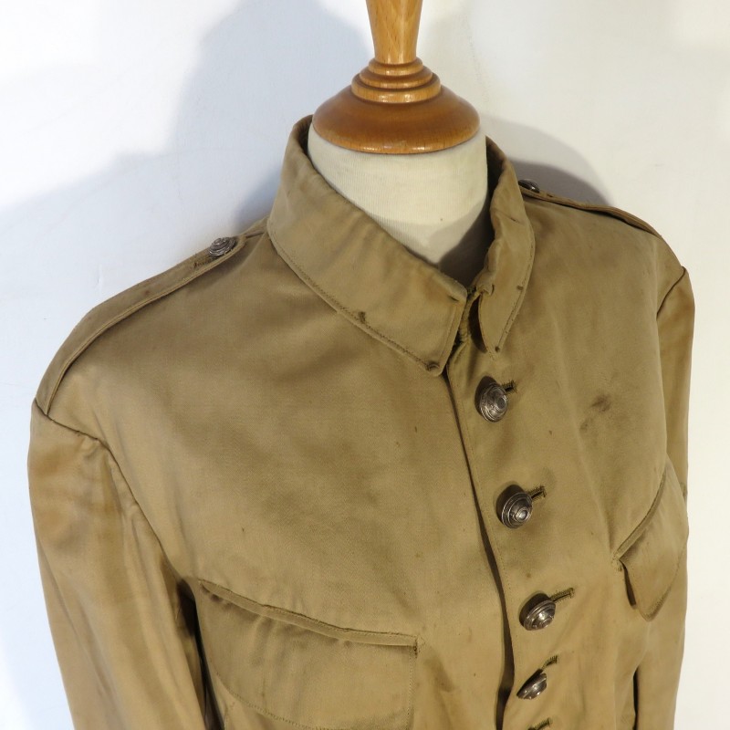 VAREUSE VESTE OFFICIER MODELE 1920 CHASSEURS ALPINS OU A PIED COULEUR BEIGE EN GABARDINE COL SAXE