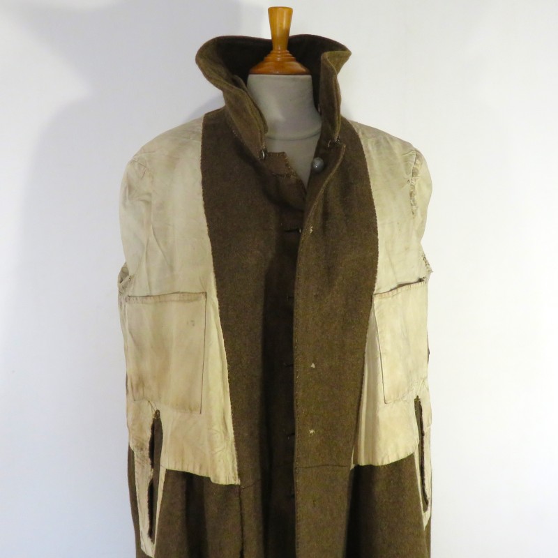 MANTEAU OU CAPOTE TROUPES MONTEES MODELE 1920 DRAP TROUPE KAKI BOUTONS BLANCS CAVALERIE RCC