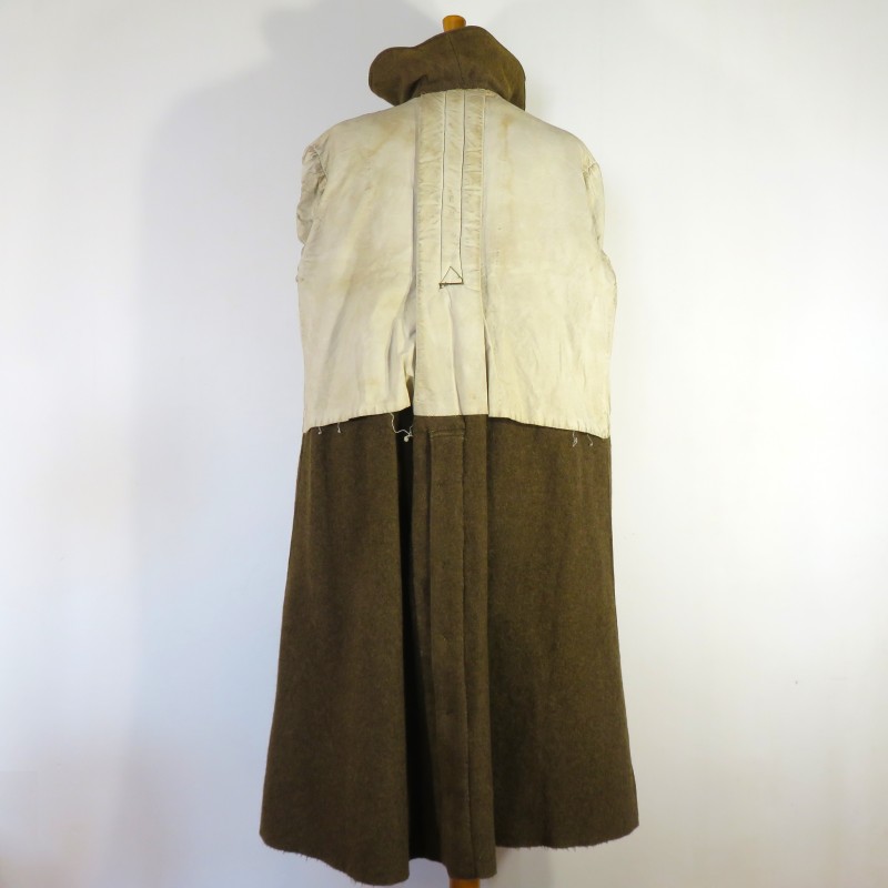 MANTEAU OU CAPOTE TROUPES MONTEES MODELE 1920 DRAP TROUPE KAKI BOUTONS BLANCS CAVALERIE RCC