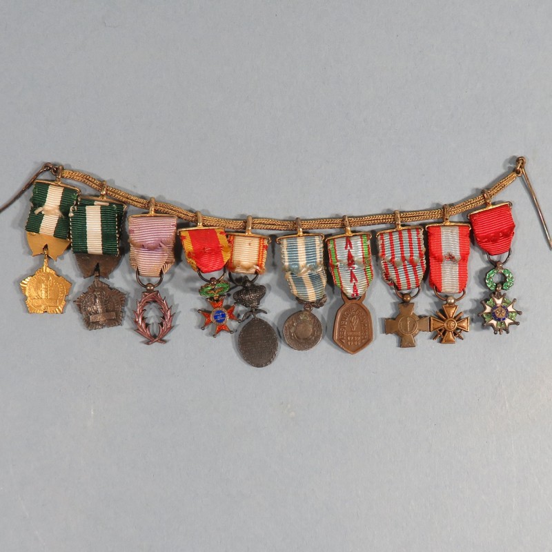 CHAINE OU BARRETTE DE 10 REDUCTIONS ANCIEN DE LA SECONDE GUERRE LEGION D'HONNEUR COLONIALE LA PAZ PALMES °