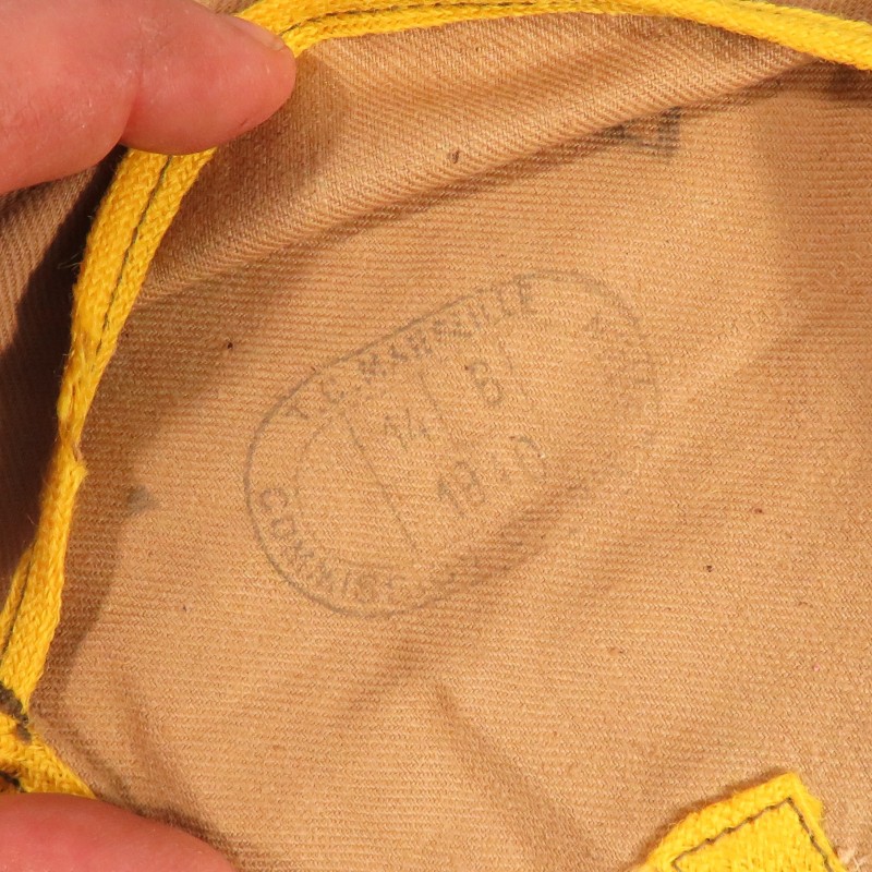 TROUSSE DE COUTURE MILITAIRE DES TROUPES COLONIALES POUR TIRAILLEURS OU RICM DATEE 1940 SECONDE GUERRE