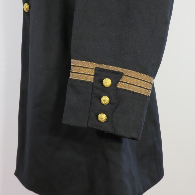 VESTE D'UNIFORME MODELE 1931 D'UN CAPITAINE DE L'INFANTERIE COLONIALE VESTE NOMINATIVE VIDAL ET DATEE 1935