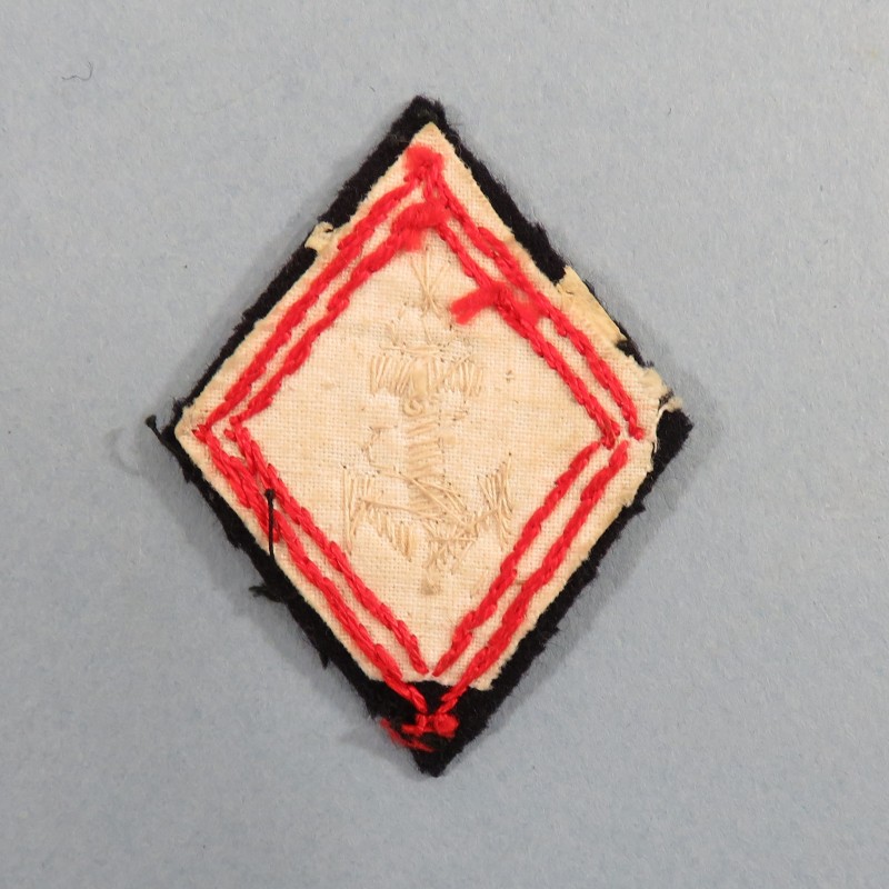 INSIGNE DE BRAS EN TISSU INFANTERIE COLONIALE ANCRE BRODEE POUR OFFICIER LIBERATION 1944 1945 ET GUERRE D'INDOCHINE