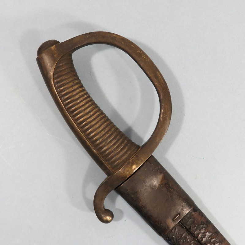 SABRE BRIQUET INFANTERIE MODELE AN XI PREMIER EMPIRE ET SECOND EMPIRE LAME DATEE 1831 AVEC SON FOURREAU