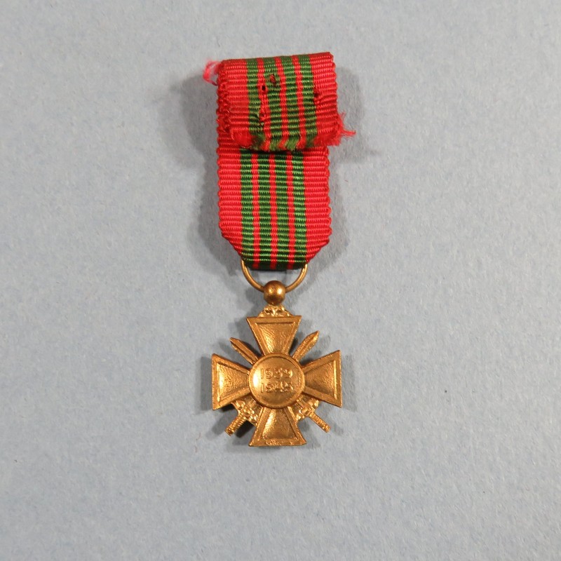 FRANCE REDUCTION DE LA MEDAILLE CROIX DE GUERRE 1939-1945 °