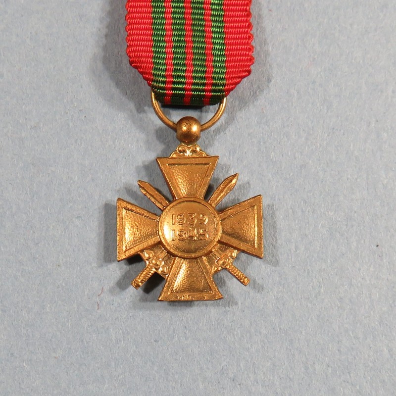 FRANCE REDUCTION DE LA MEDAILLE CROIX DE GUERRE 1939-1945 °