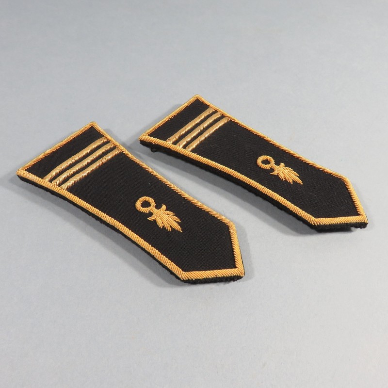 PAIRE D'EPAULETTES D'OFFICIER CAPITAINE DU REI REP REG LEGION ETRANGERE POUR LA TENUE DE GALA OU LE SPENCER