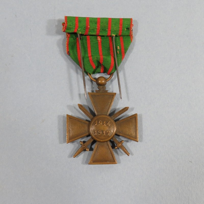 CROIX DE GUERRE 1914-1917 AVEC 2 ETOILES POUR CITATIONS A L'ORDRE DU REGIMENT WW1 FRENCH WAR CROSS 1914 1918