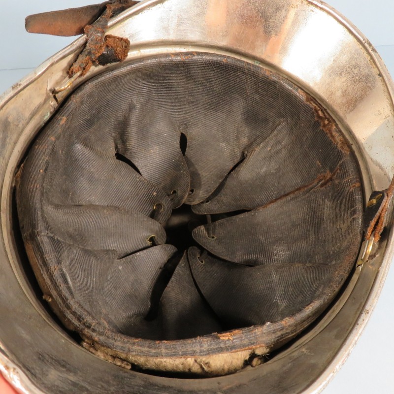 CASQUE D'OFFICIER DES SAPEURS POMPIERS AVEC PLAQUE DE LA VILLE DE LAUZET SAPEURS-POMPIERS MODELE 1885-95