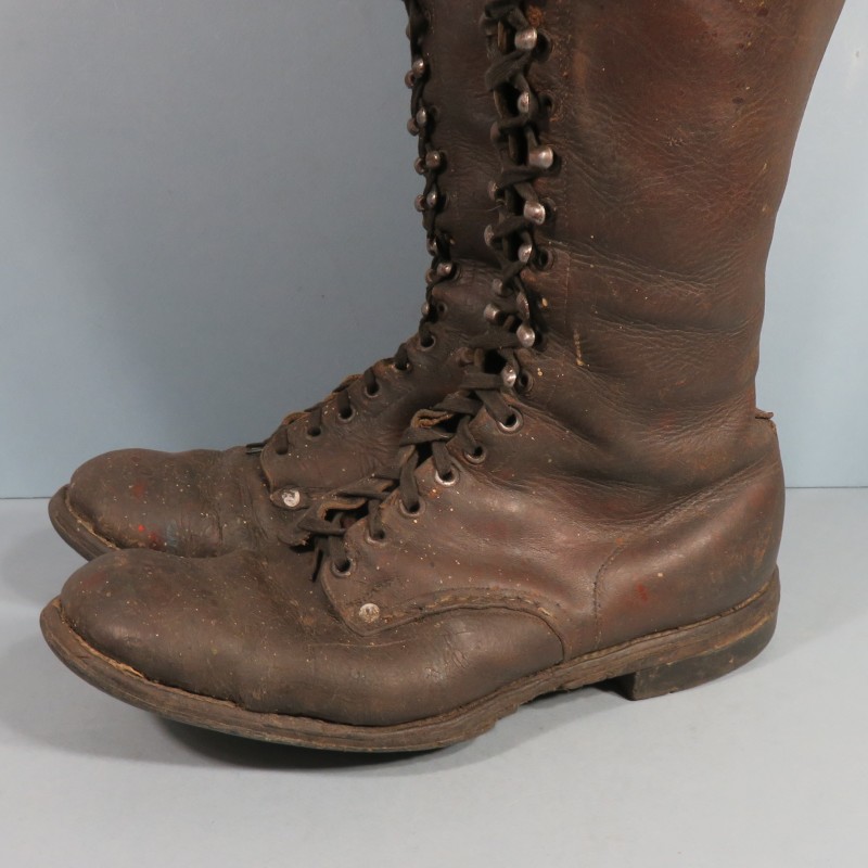 BOTTES A LACETS D'OFFICIER DITES AVIATEUR EN CUIR MARRON FABRICATION 1914 1918 PILOTE CHARS DE COMBAT PREMIERE ET SECONDE GUERRE