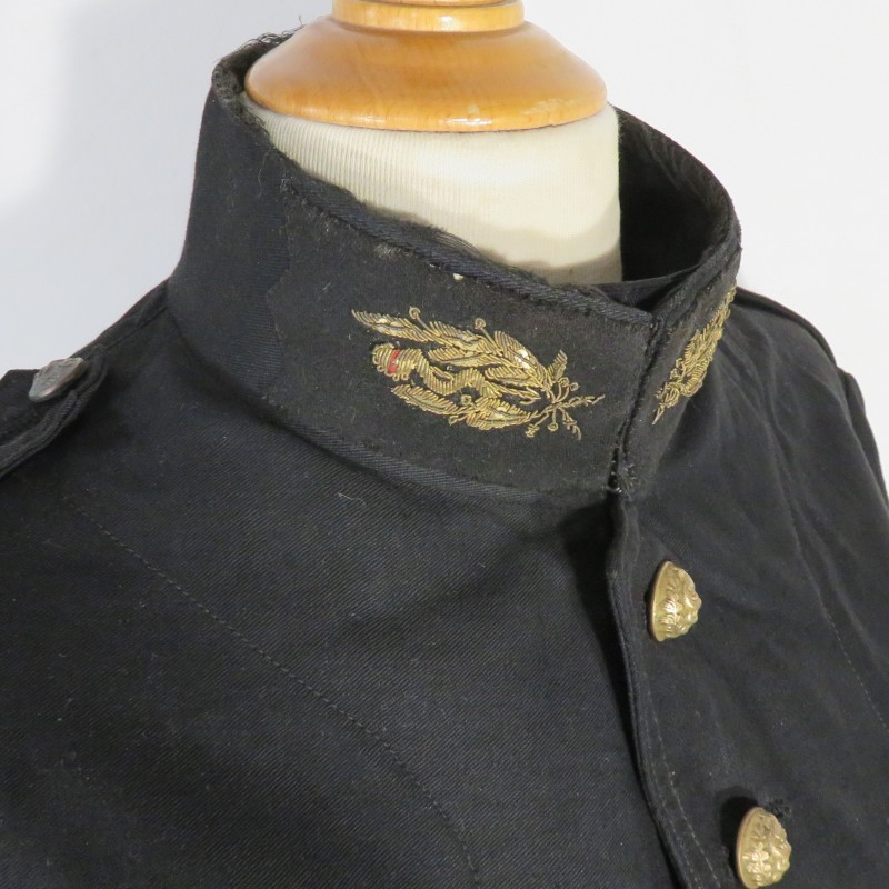 RARE !! VESTE D'UNIFORME DE SOUS OFFICIER MODELE 1914 MEDECIN INFANTERIE COLONIALE DRAP LEGER COULEUR NOIRE TROUPES D'AFRIQUE