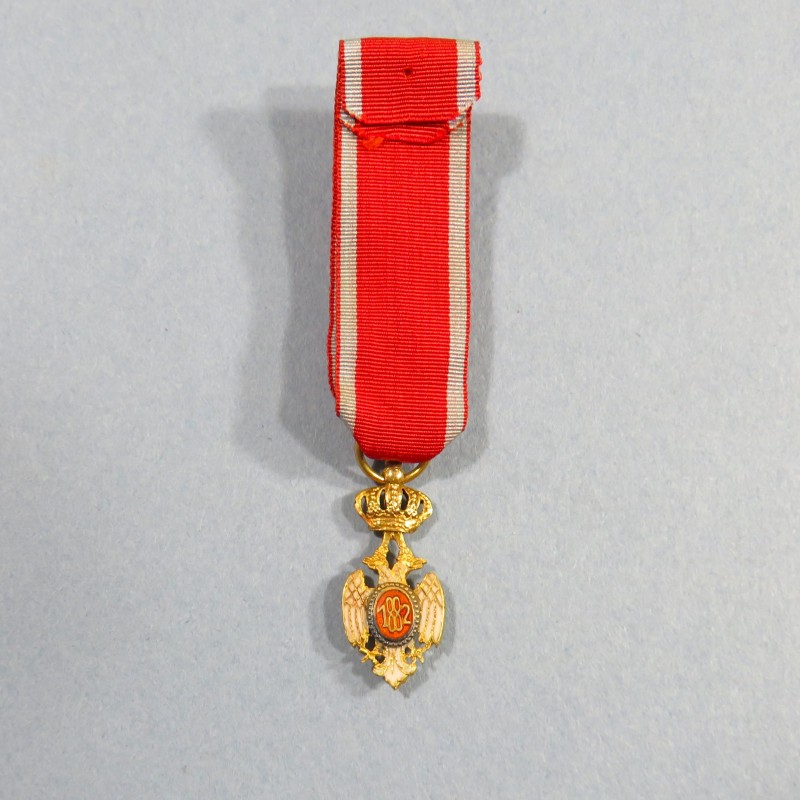 SERBIE REDUCTION DE LA MEDAILLE D'OFFICIER DE L'ORDRE DE L'AIGLE BLANC EN OR SERBIA WHITE EAGLE OFFICER GOLD MEDAL °