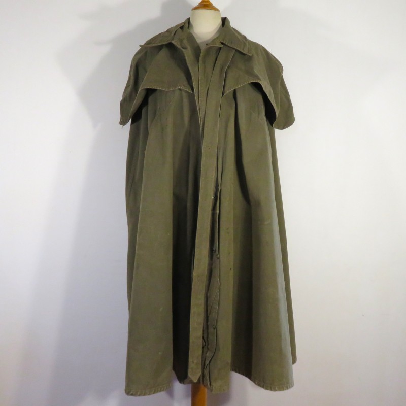 PONCHO CAPE SURTOUT MILITAIRE FABRICATION ANGLAISE OU US SECONDE GUERRE