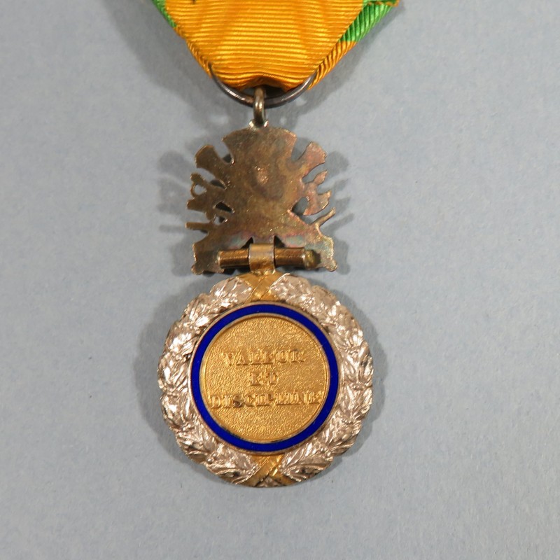 FRANCE MEDAILLE MILITAIRE 3 ème REPUBLIQUE VALEUR ET DISCIPLINE EN ARGENT POINCONNE MONNAIE DE PARIS 1870