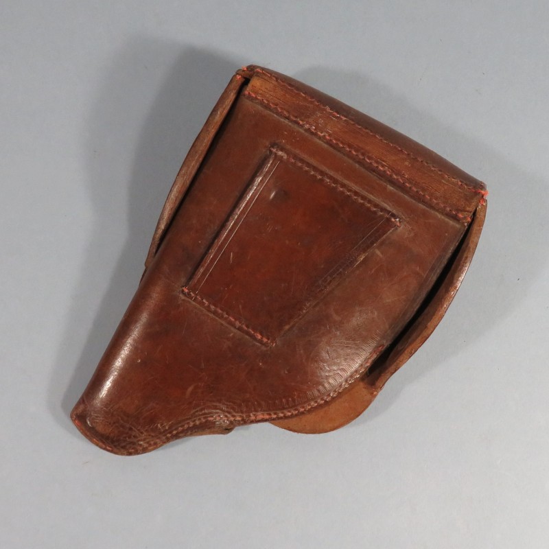 BEL ETUI D'OFFICIER EN CUIR MARRON MODELE POUR PA 7.65 DE TYPE RUBY PISTOLET AUTOMATIQUE PREMIERE ET SECONDE GUERRE