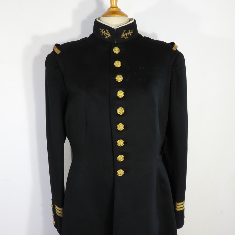 VESTE D'UNIFORME MODELE 1931 D'UN CAPITAINE DE L'INFANTERIE COLONIALE QUASI NEUVE DE STOCK